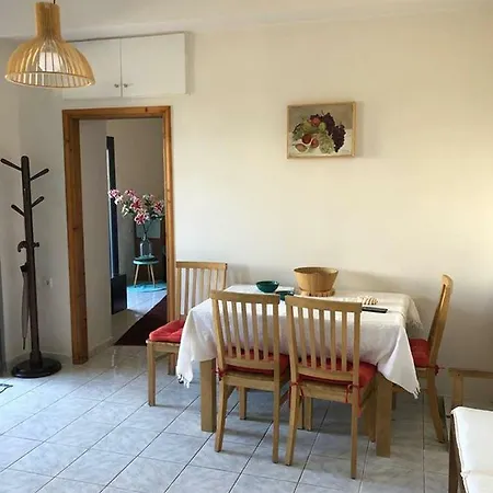 דירה Anesis House